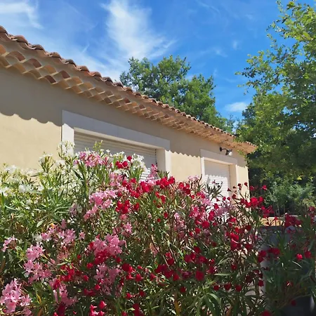 Le Jardin Des Delis Neuf Avec Piscine Bio Uv Holiday home Saint-Saturnin-les-Apt